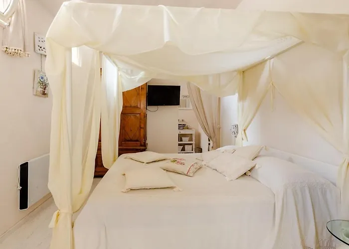Trullo Di Charme 度假居 *